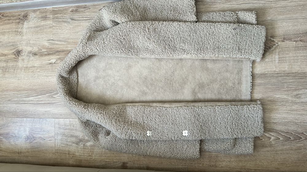 Продаю шубку теплую на зиму