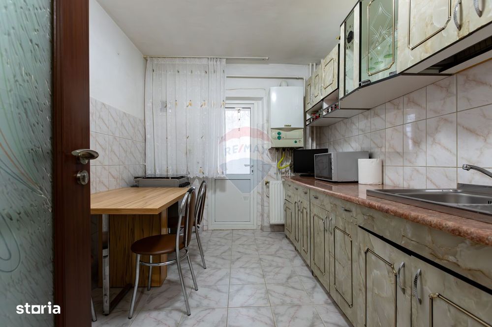 Apartament cu 2 camere semidecomandat, zona Ura, str. Electricienilor