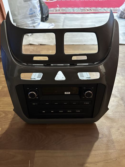 Штатная магнитола кобальт