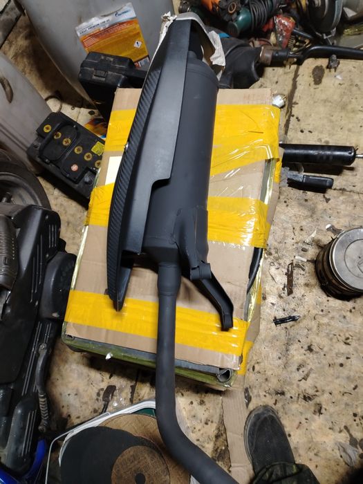 Продам глушители на скутера. 150