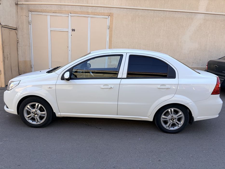 Продается нексия 3