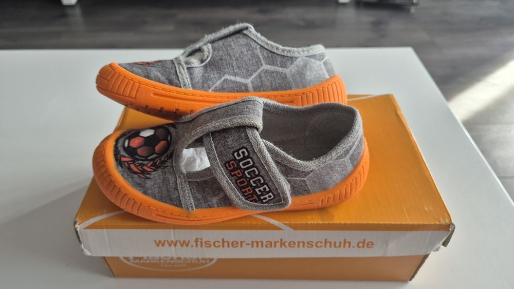 Детски пантофи, номер 26!