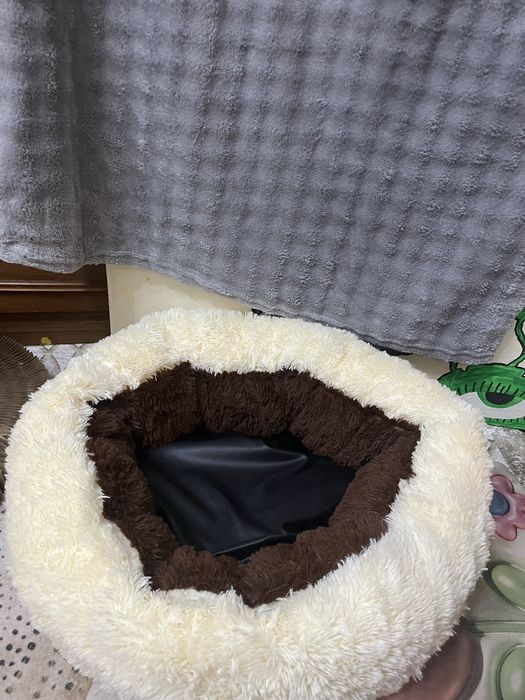 Продам лежанку для кошек и собак