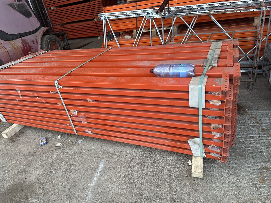 Oferim spre vânzare rafturi industriale La cel mai mic preț