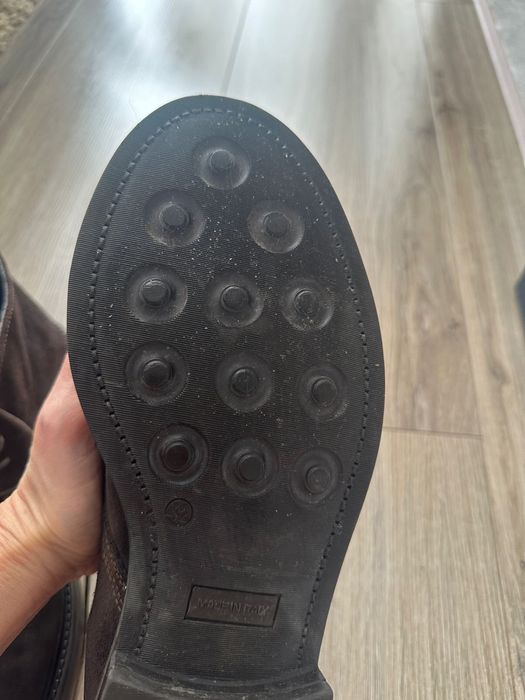 Продам мужские ботинки