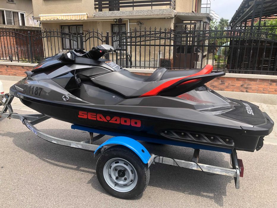 Джет Bombardier Sea Doo GTI 155 LIMITED
