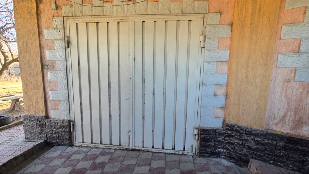 Ворота железные уличные