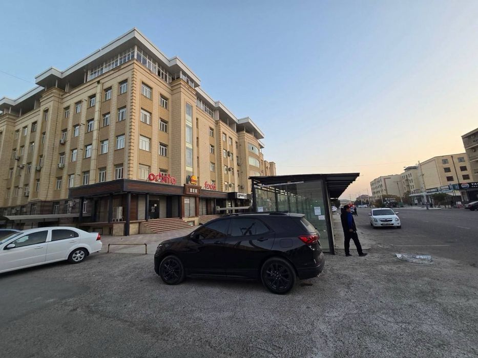 3 хонали уй сотилади евроремонт