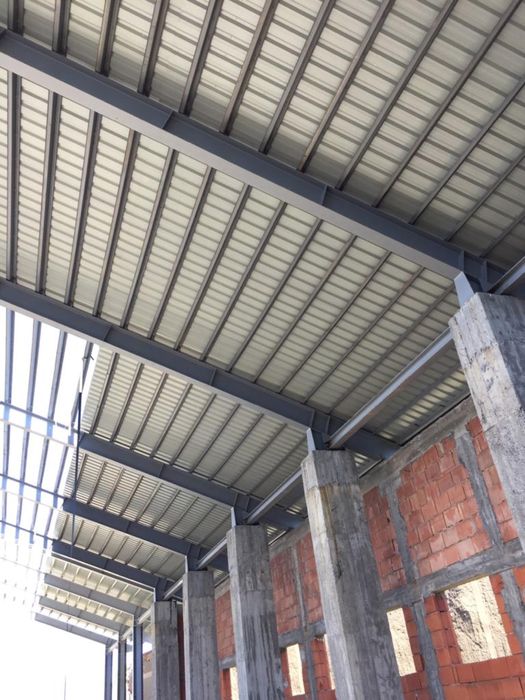 Constructii hale metalice si montaj panouri sandwich/tabla