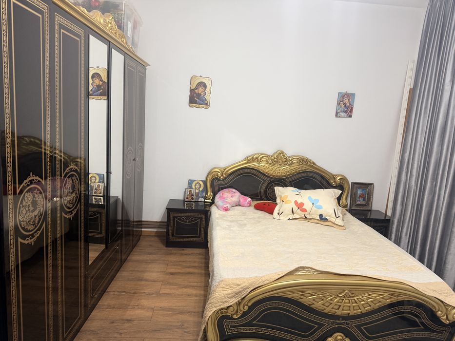 Dormitor cu dressing 6 usi