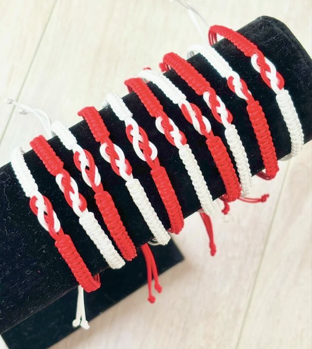 Martisoare - Bratara cu snur ajustabil