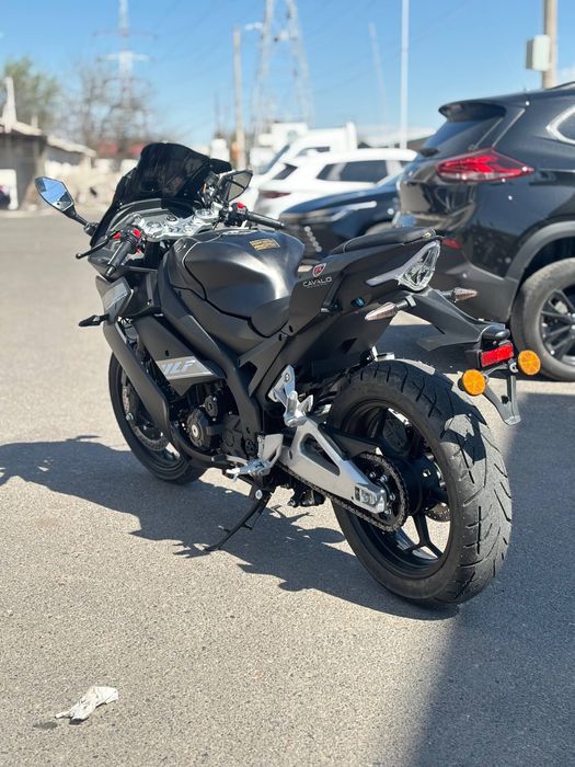Yamaha R1 400 kub