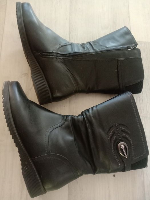 Продам сапоги с шипами