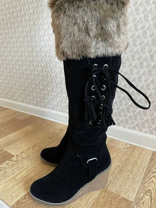 Продам новые, зимние сапоги