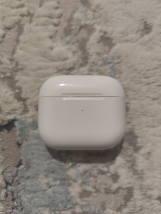 двое аир подсов 3  одни сломаны вторые работают