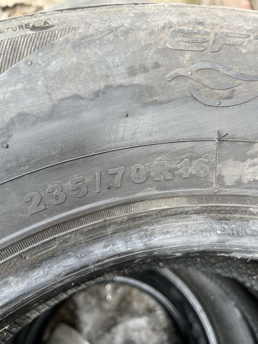 Продам 2 пары резины 235/70 R 16
