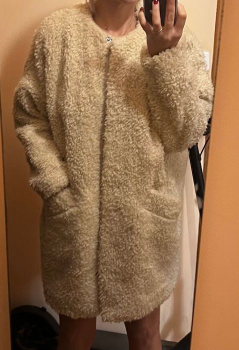 Mango бежово палто