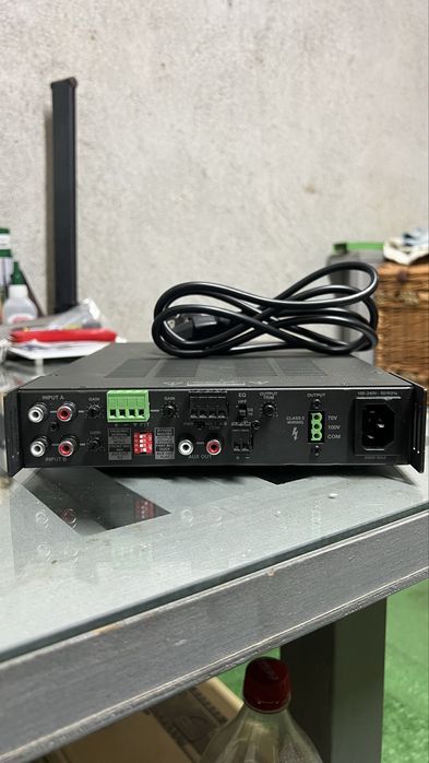 Усилвател BOSE profesional