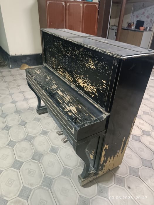 Продается Пианино