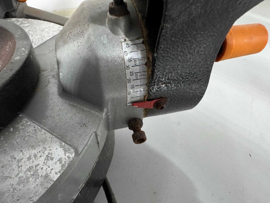 Циркуляр пендула - Evoulution 1500W