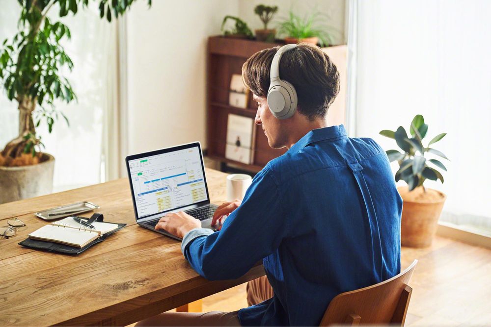 Новый Sony WH-1000 XM4 • Наушник •