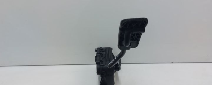 Pedala acceleratie 9158010 Opel Astra H seria