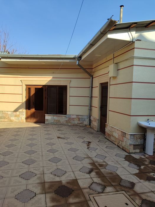 Продается участок 2 сотки Мирзо - Улугбекский р-н ориентир Мать и Дитя