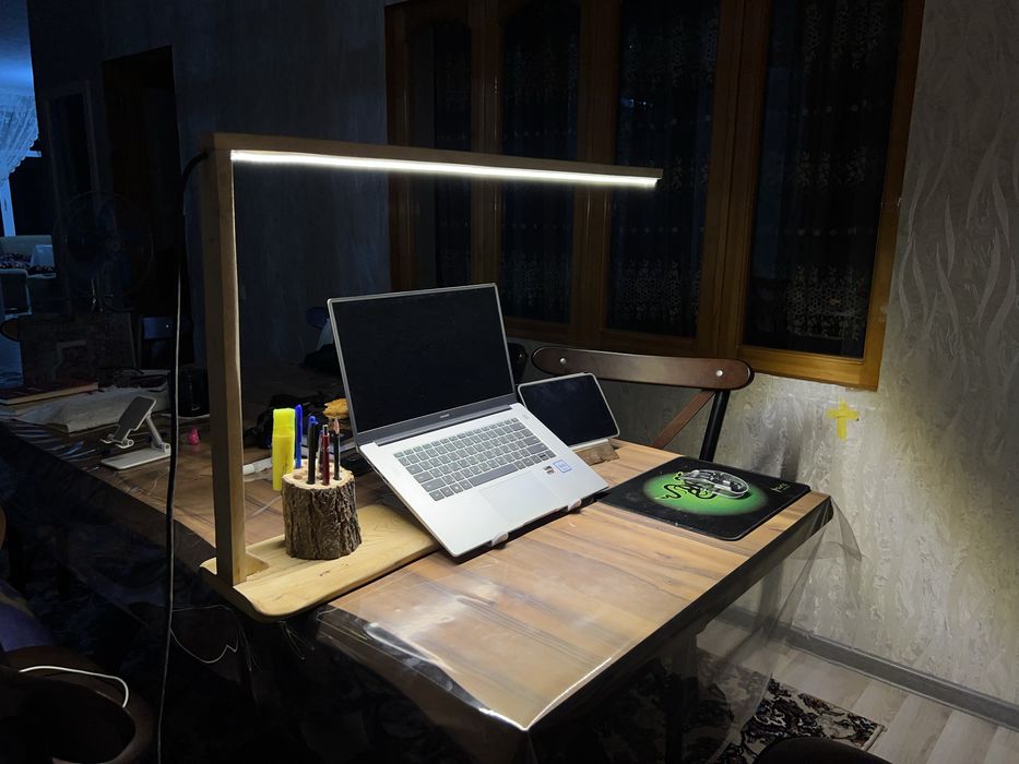 Светильник продается