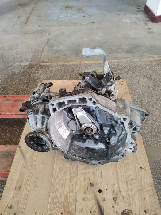 cutie de viteze , vw golf 4 , skoda octavia 1,  audi a3,1.9 tdi alh...