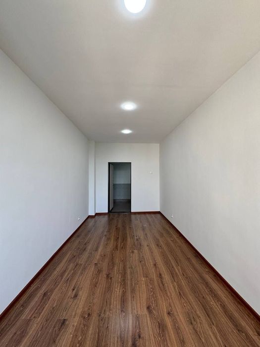 Метро Мирзо Улугбек 2линия офисы 16м²-32м² 1,2,3этажи Юр адреса