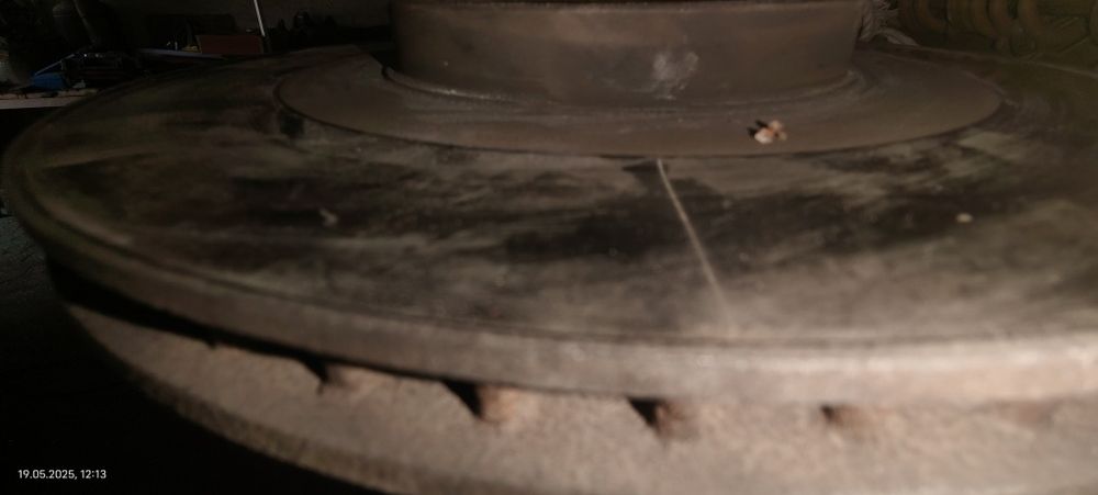 Диски тормозные продаются