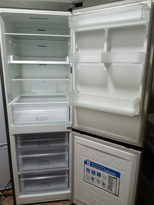 Продам холодильник