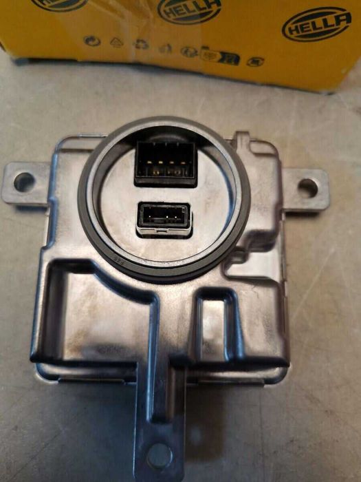 Оригинален нов баласт HELLA 5DV Audi VW Seat Skoda Volvo