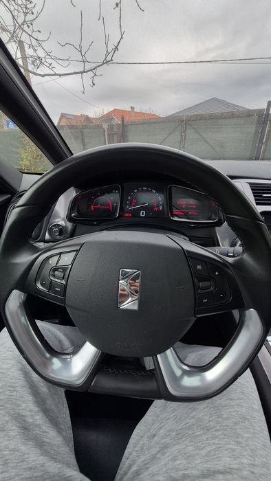 Vând DS 5 2.0 din 2013