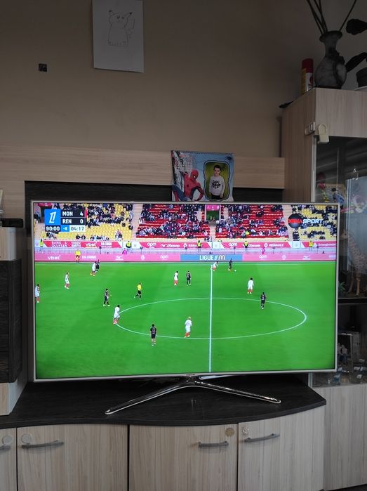 Смарт Телевизор SAMSUNG 55 инча