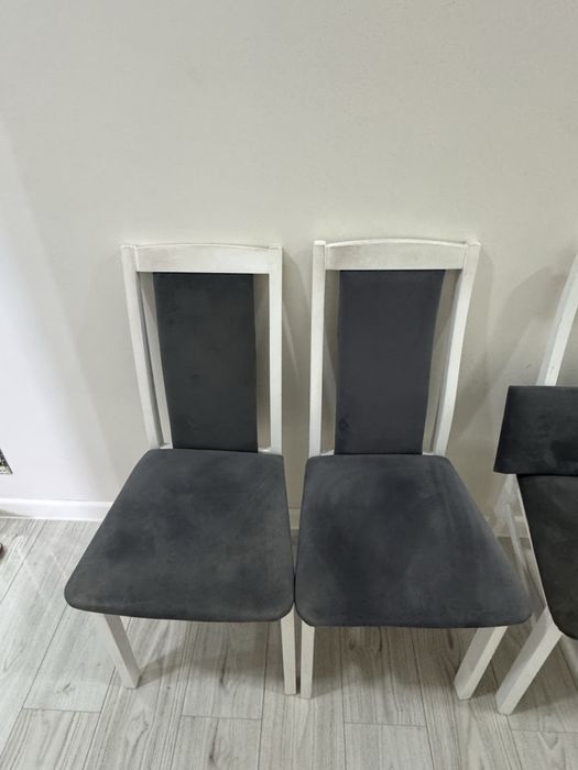 Стулья кухонные 4 штуки