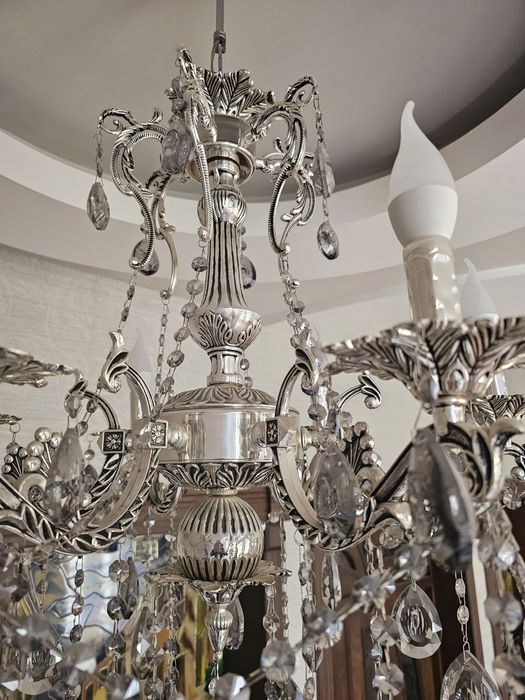 Срочно продам серебрянную люстру