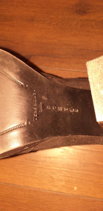 Ghete Zara  piele intoarsa