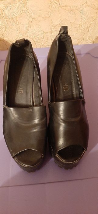 Туфли и ботильоны