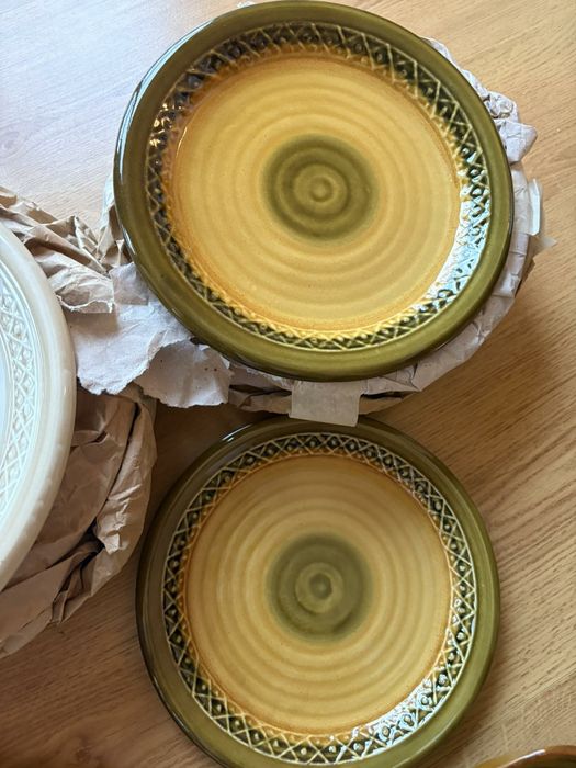 Сервиз за хранене- Троянска керамика
