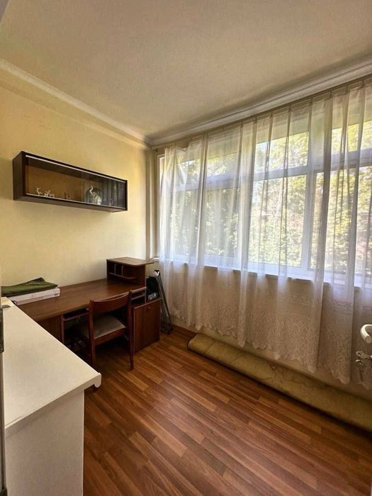 Продаётся квартира,голубые купола,космонавты!