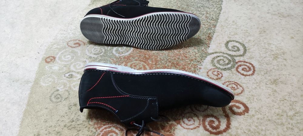 Мъжки обувки,черни