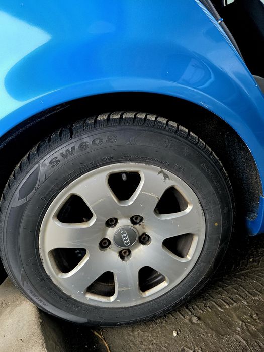 Set jante aliaj Audi originale + anvelope iarnă 195/65 R15
Se vind