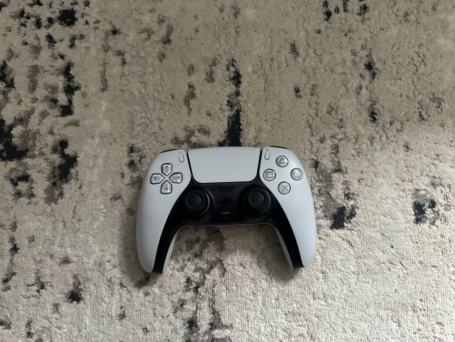 пс 5 слим с джостиком