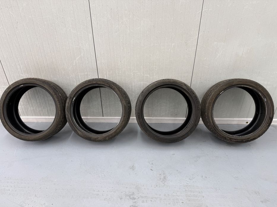 4 бр Летни гуми Michelin Pilot Sport 4S 245/35/19 ДОТ: 0423 5.5mm грайфер