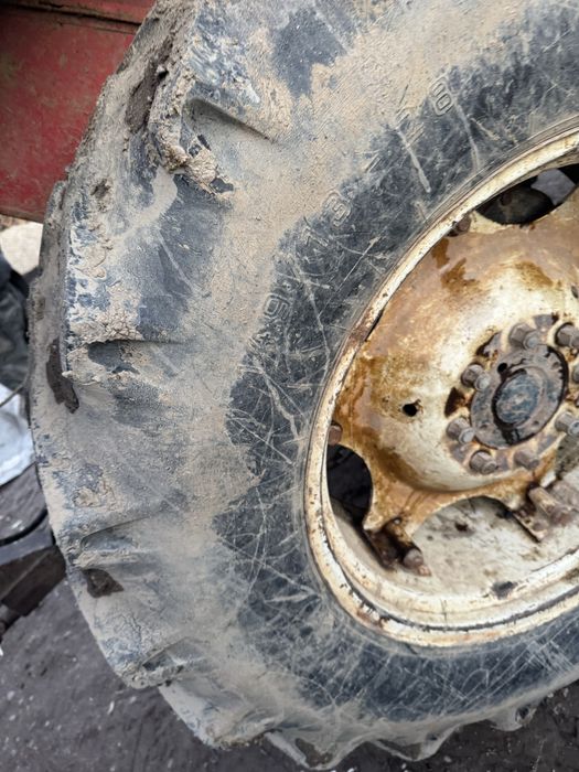 Cauciuc tractor 14.9/13-28