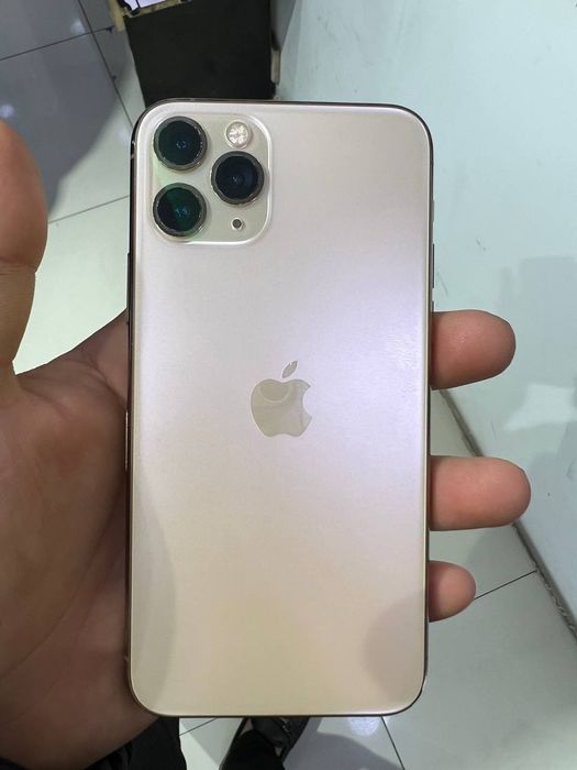 11pro 256tali 72yomks aybi rasmda faqat shu dogi bor qogan hamma chotk