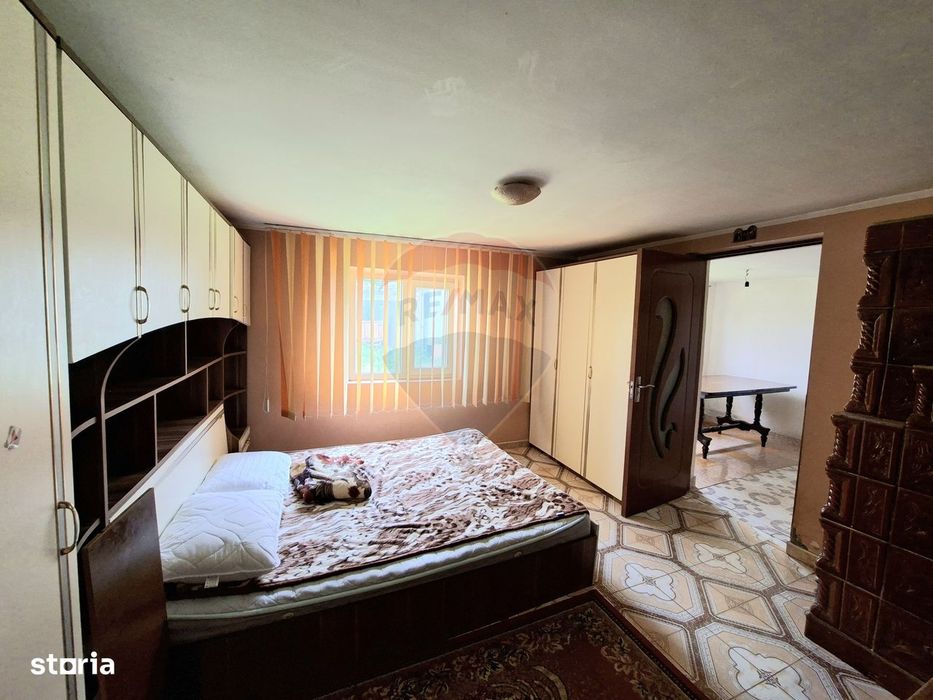 Casă / Vilă cu 4 camere de vânzare