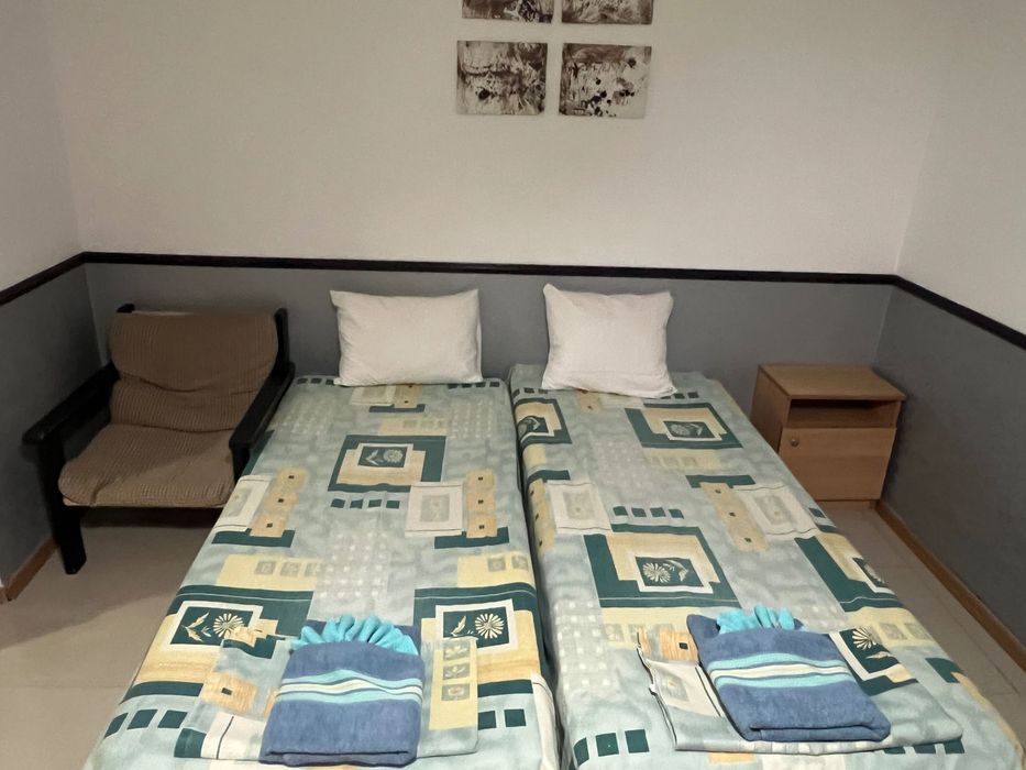 Дава се под наем Двустаен апартамент в к.к. Слънчев бряг - 80 кв.м за 321.3 € - Снимка #2