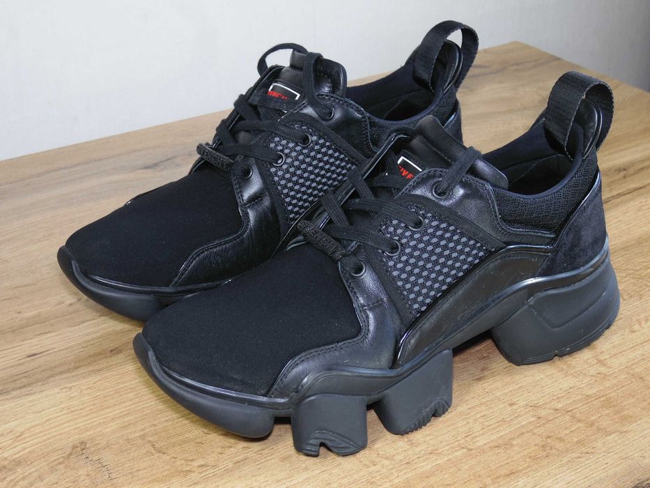 Givenchy Jaw - 42,5 номер Оригинални! Made in Italy